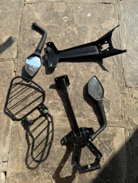 Ceramic White KTM Duke 125 MY21