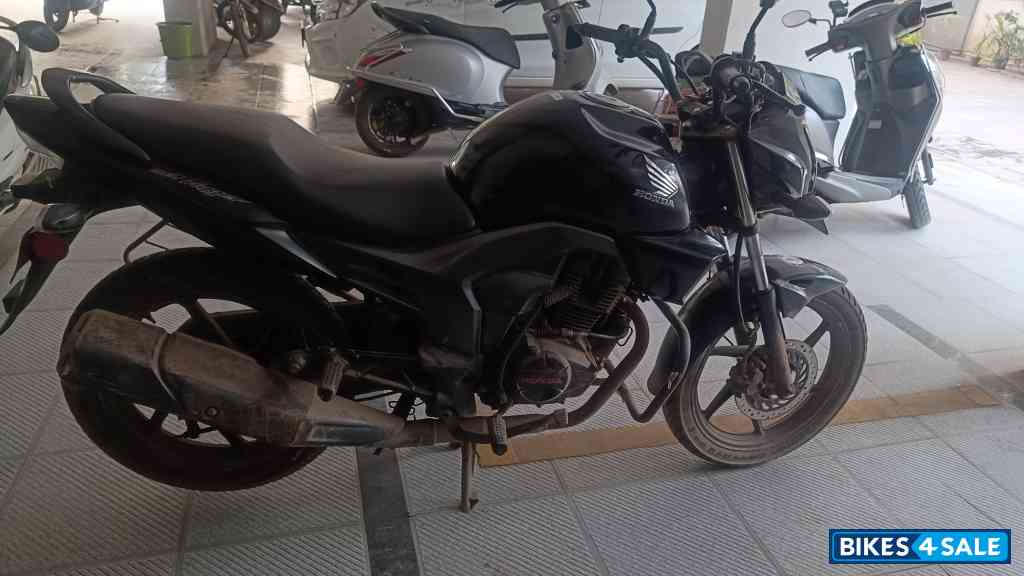 Black Honda CB Trigger