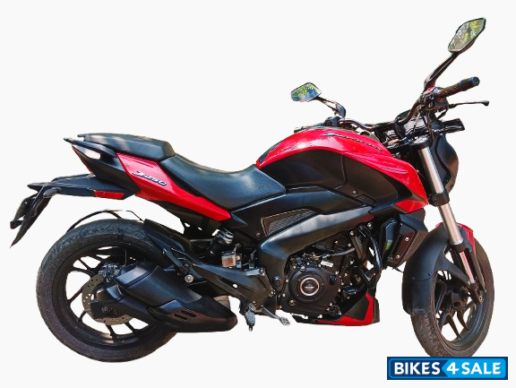 Red Bajaj Dominar 250