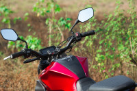 Pearl Spartan Red Honda CB300R