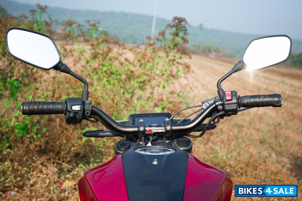 Pearl Spartan Red Honda CB300R