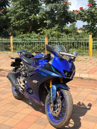 Racing Blue Yamaha R15 V4