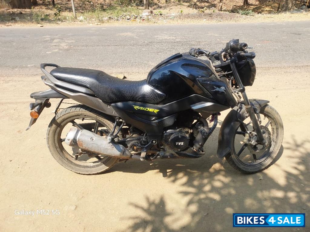 TVS Raider 125 Marvel Super Squad Edition