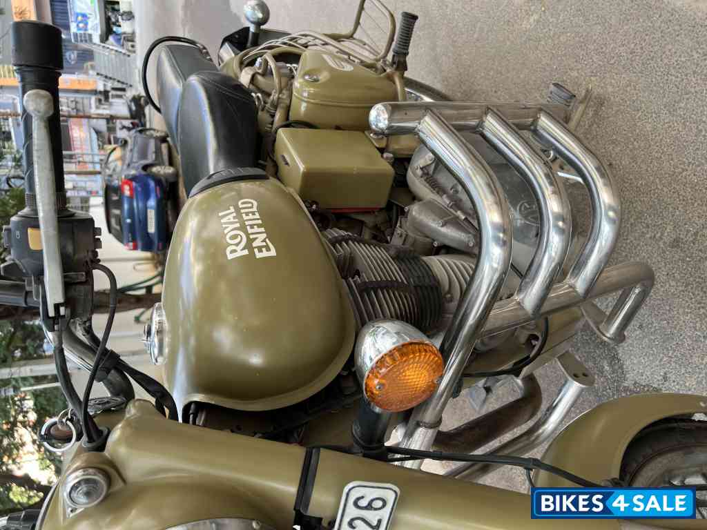 Royal Enfield Classic Desert Storm