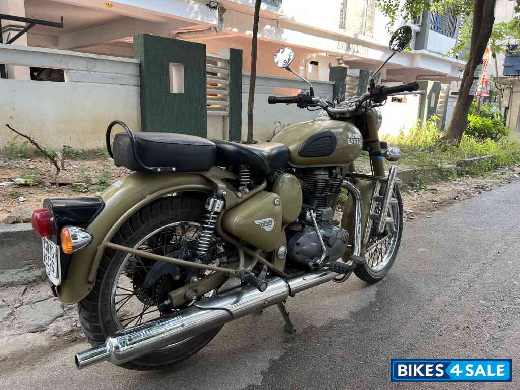 Royal Enfield Classic Desert Storm