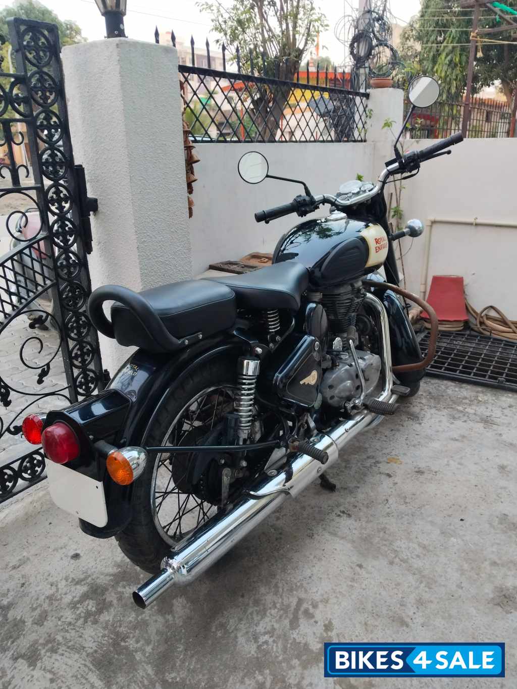 Royal Enfield Classic 350 Royal Enfield Classic 350