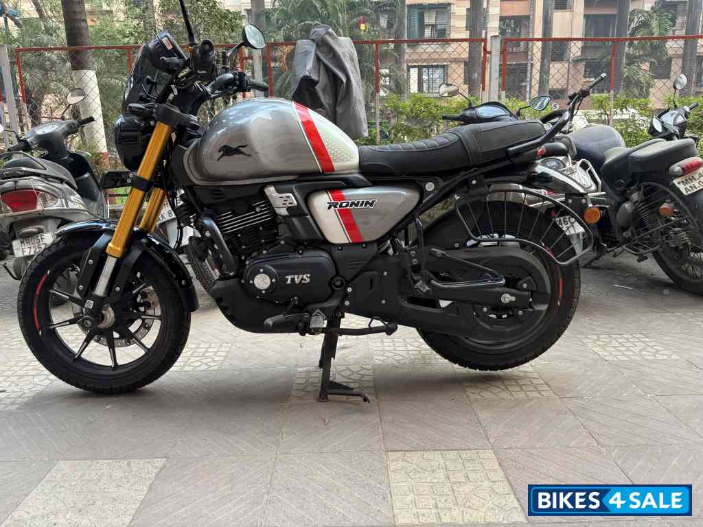 TVS Ronin TD Special Edition