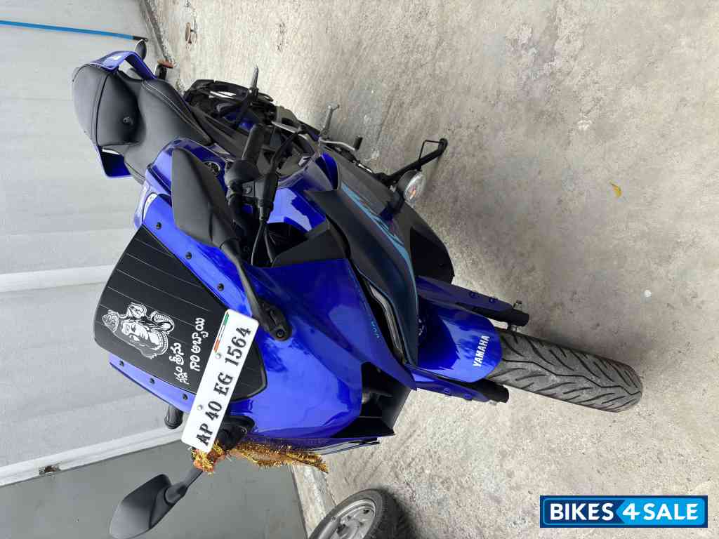 Racing Blue Yamaha R15 V4