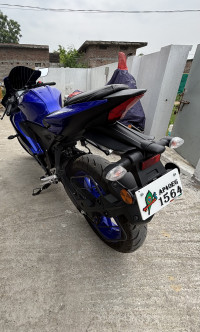 Racing Blue Yamaha R15 V4