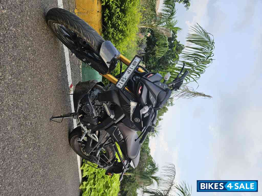 Black Yamaha MT-15 Ver 2.0
