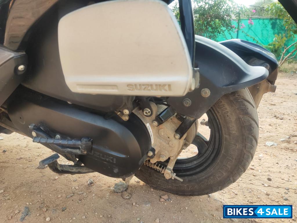 Suzuki Burgman Street