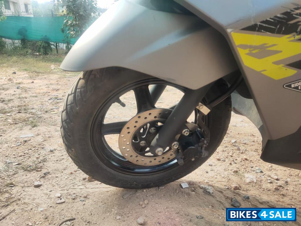 Suzuki Avenis 125 Ride Connect Edition
