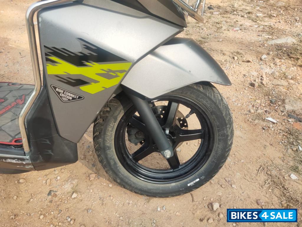 Suzuki Avenis 125 Ride Connect Edition