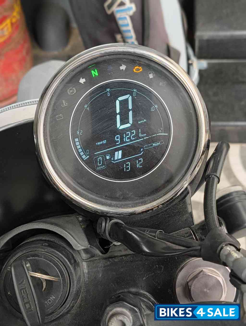 Rebel Red Yezdi Scrambler Dual Tone