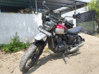 Rebel Red Yezdi Scrambler Dual Tone