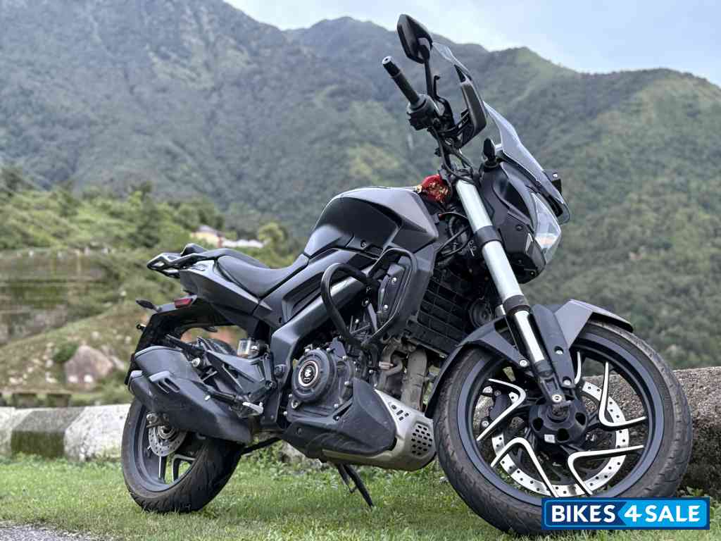 Bajaj Dominar 400 2025