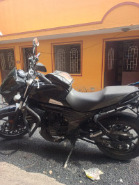 Mahindra Mojo 300 ABS BS6