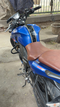 Blue TVS Apache RTR 200 4V