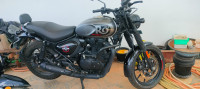 Royal Enfield Hunter 350 Metro