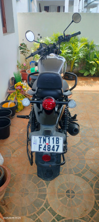 Royal Enfield Hunter 350 Metro