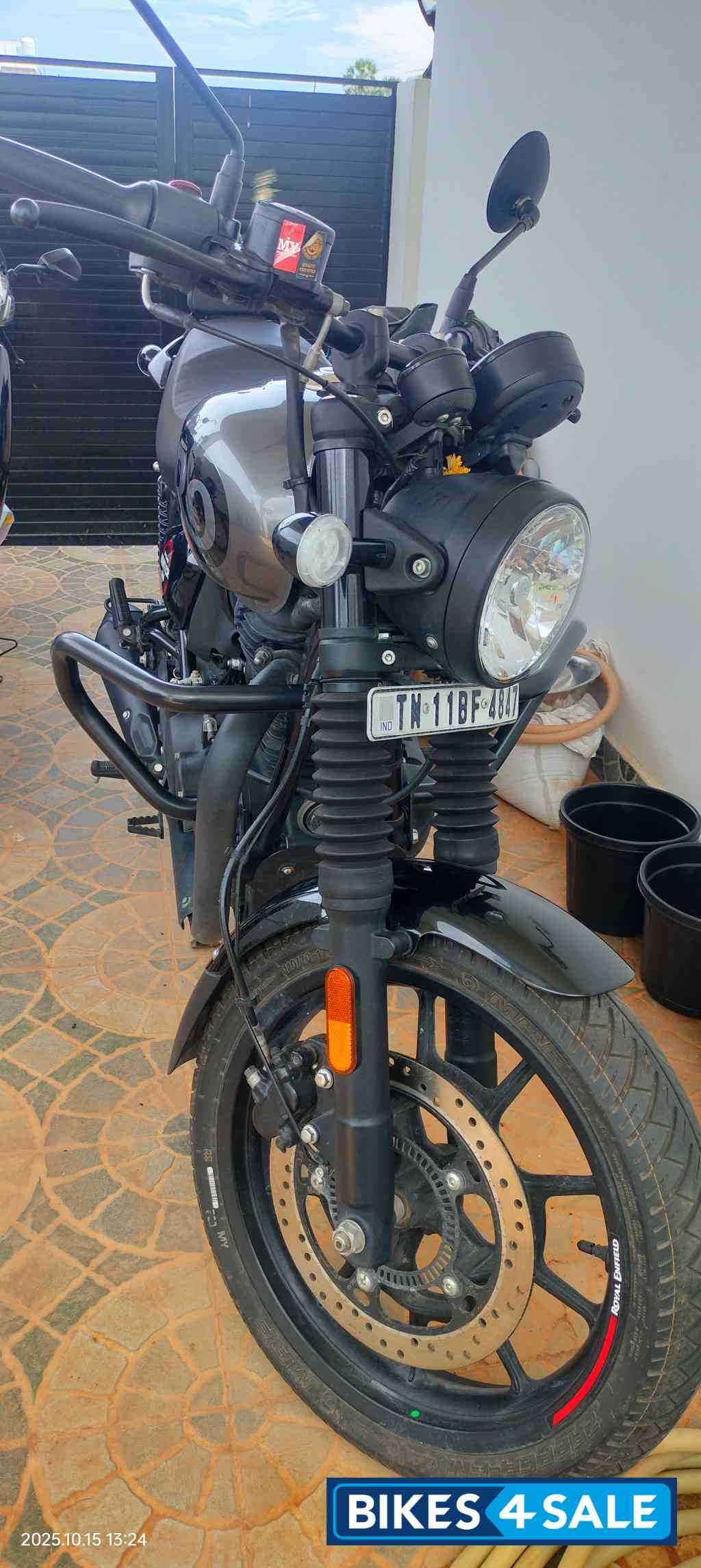 Royal Enfield Hunter 350 Metro