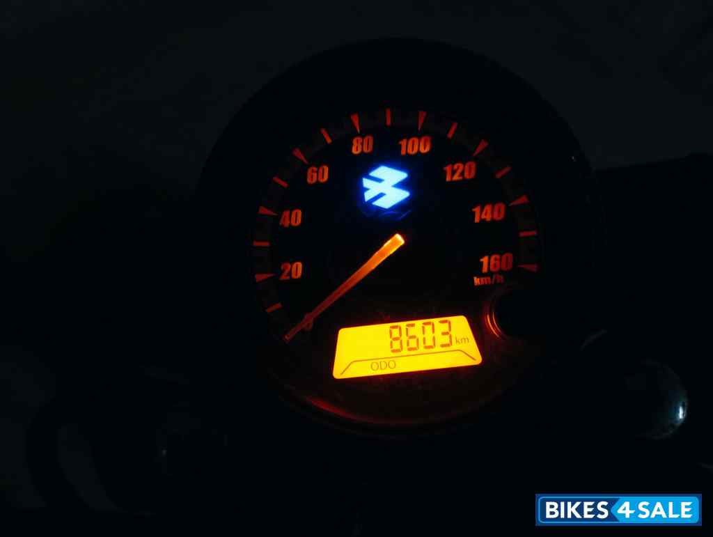 Bajaj Avenger Street 220