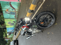 Chrome & Red Royal Enfield Interceptor 650 Twin