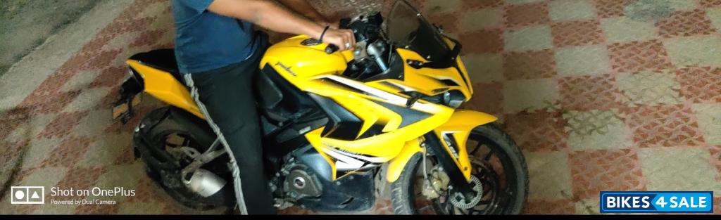 Bajaj Pulsar RS 200