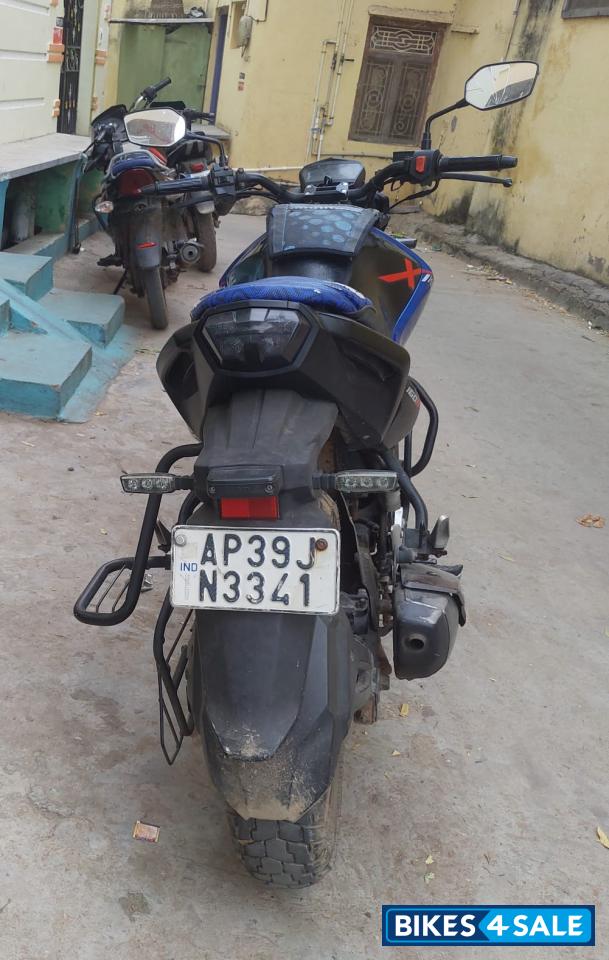 Blue Hero Xtreme 160R