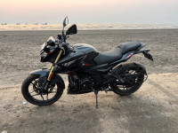Black Bajaj Pulsar N160 Dual Channel ABS