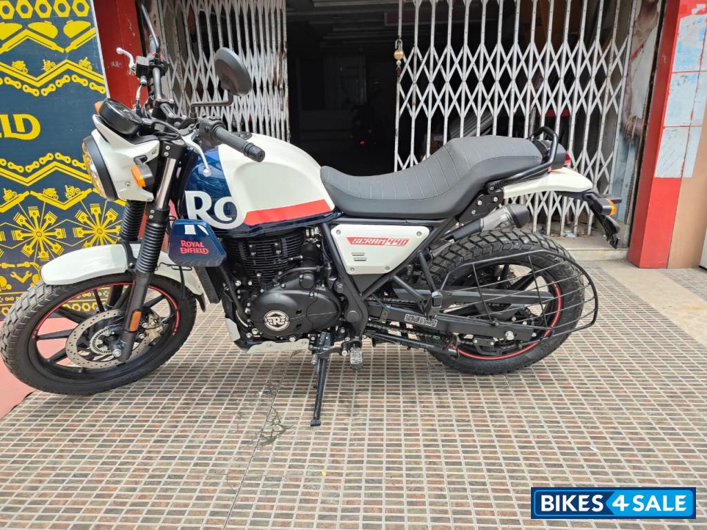 Royal Enfield Scram 440