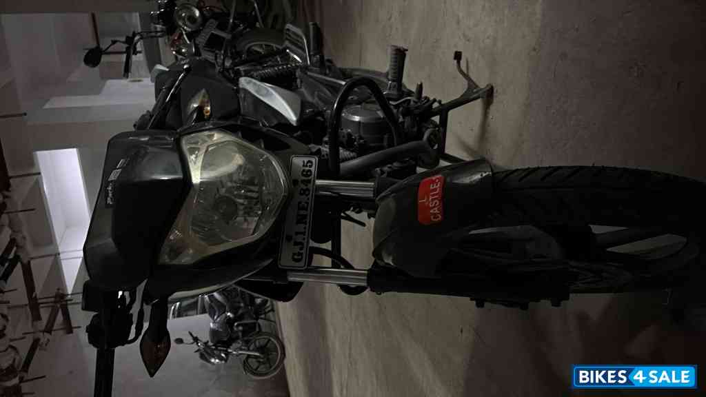 Bajaj Pulsar 135LS