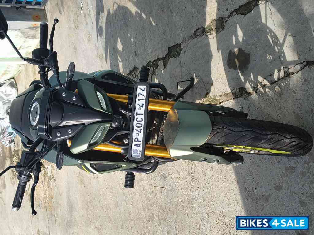 Dark Grey Leaf Green Yamaha MT-15 Ver 2.0