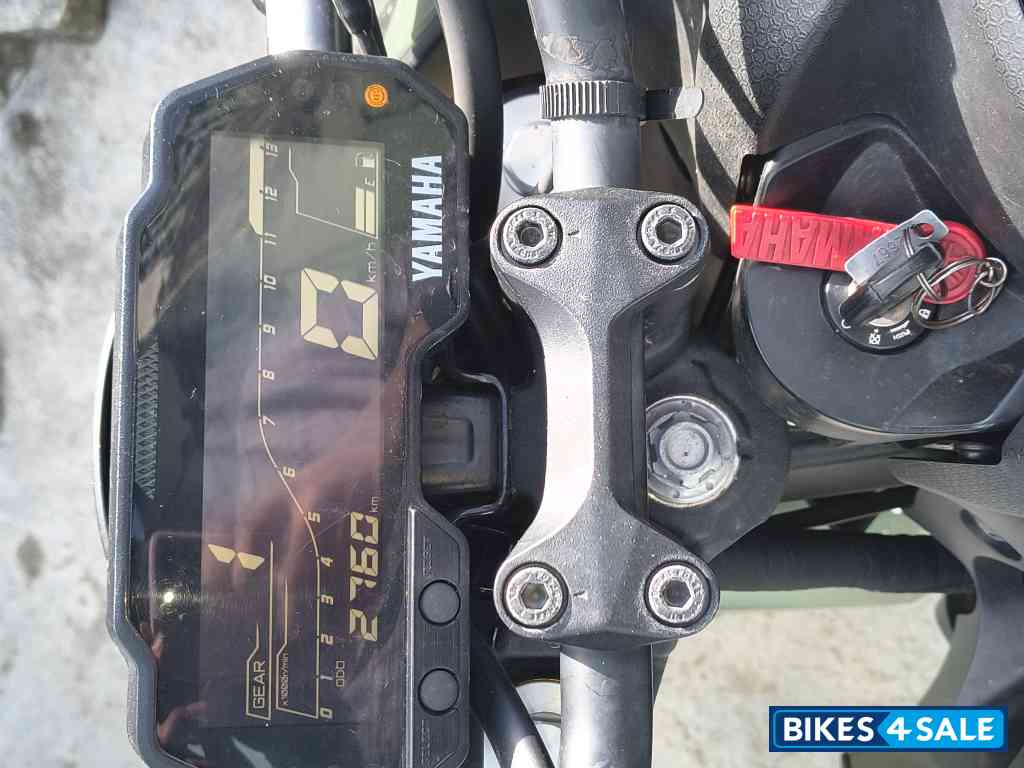 Dark Grey Leaf Green Yamaha MT-15 Ver 2.0