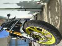 Dark Grey Leaf Green Yamaha MT-15 Ver 2.0