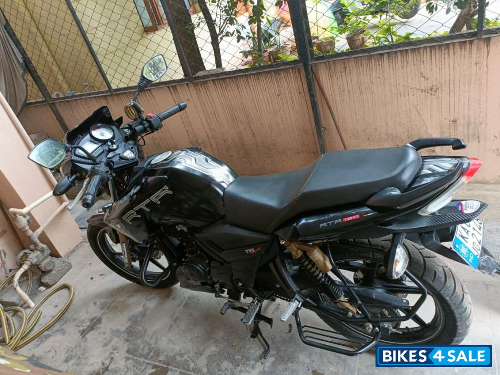 TVS Apache RTR 180 TVS Apache RTR 180