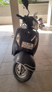 Black Suzuki Access 125