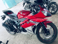 Sunset Red Yamaha YZF R15 V2