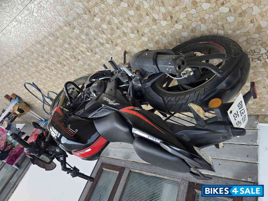 TVS Apache RTR 200 4V