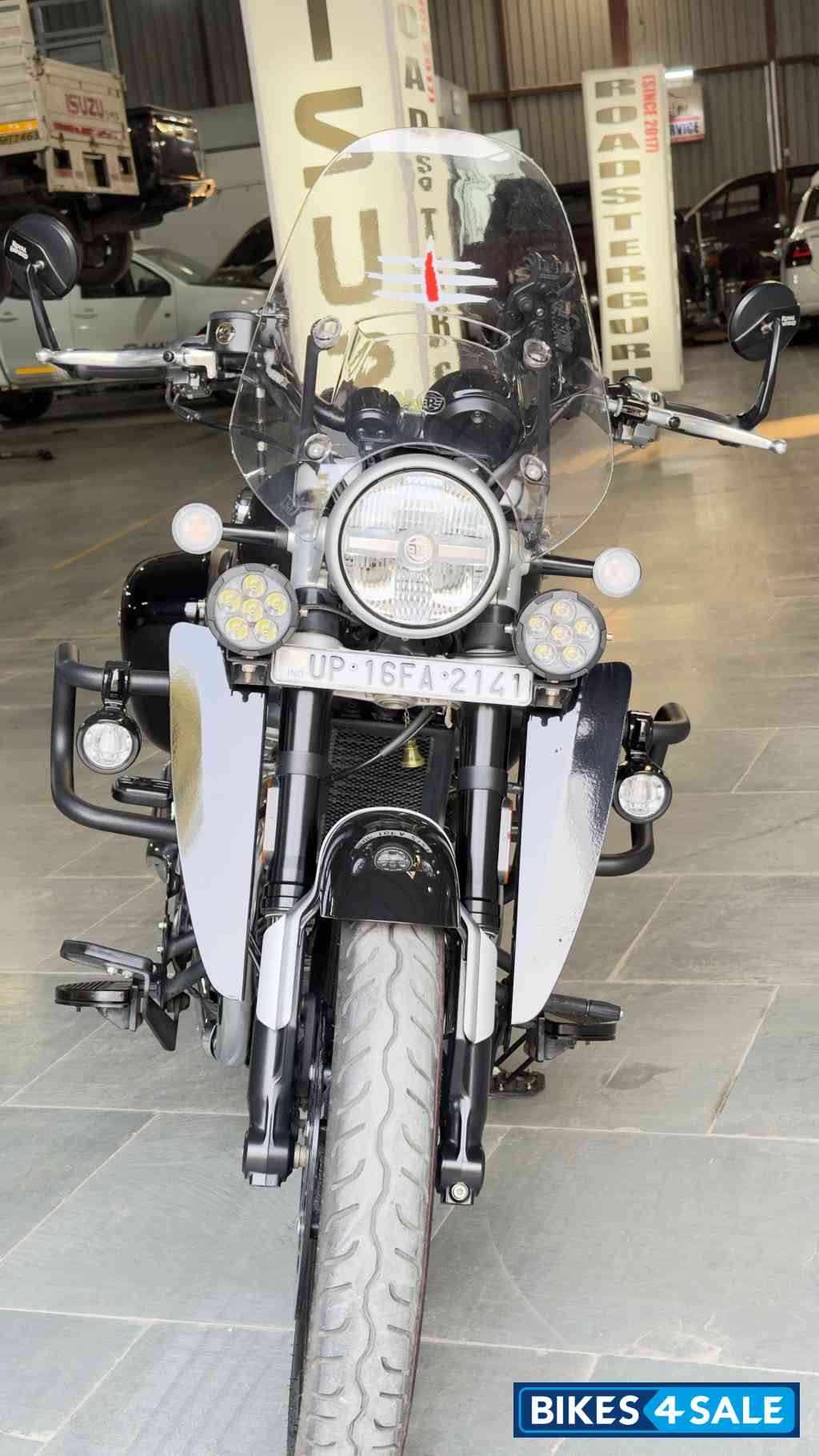 Royal Enfield Super Meteor 650