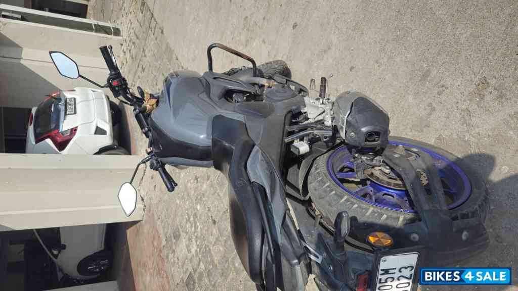 Pastel Dark Gray Yamaha FZ-S FI Ver 4.0