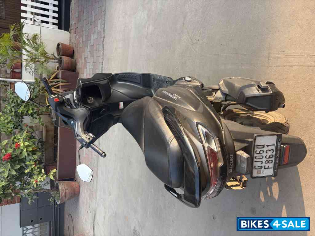 Black Suzuki Burgman Street