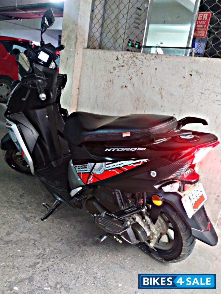 Dual Colour TVS NTORQ Super Squad Edition