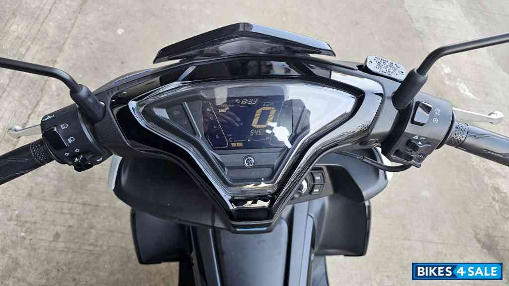 Matt Grey Orange Yamaha Aerox 155 Version S 2025