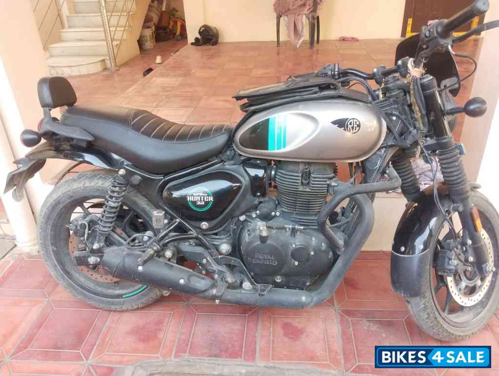 Royal Enfield Hunter 350 Metro
