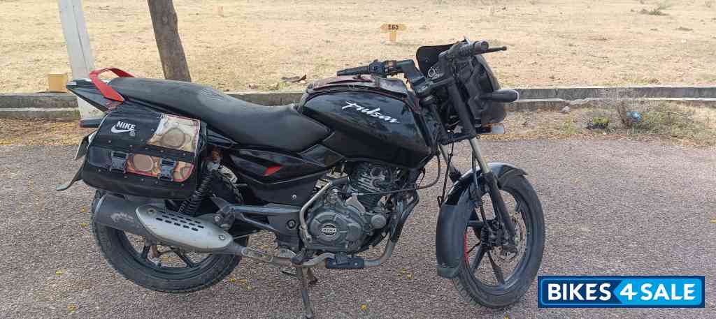 Block & Red Bajaj Pulsar 150 Neon BS6