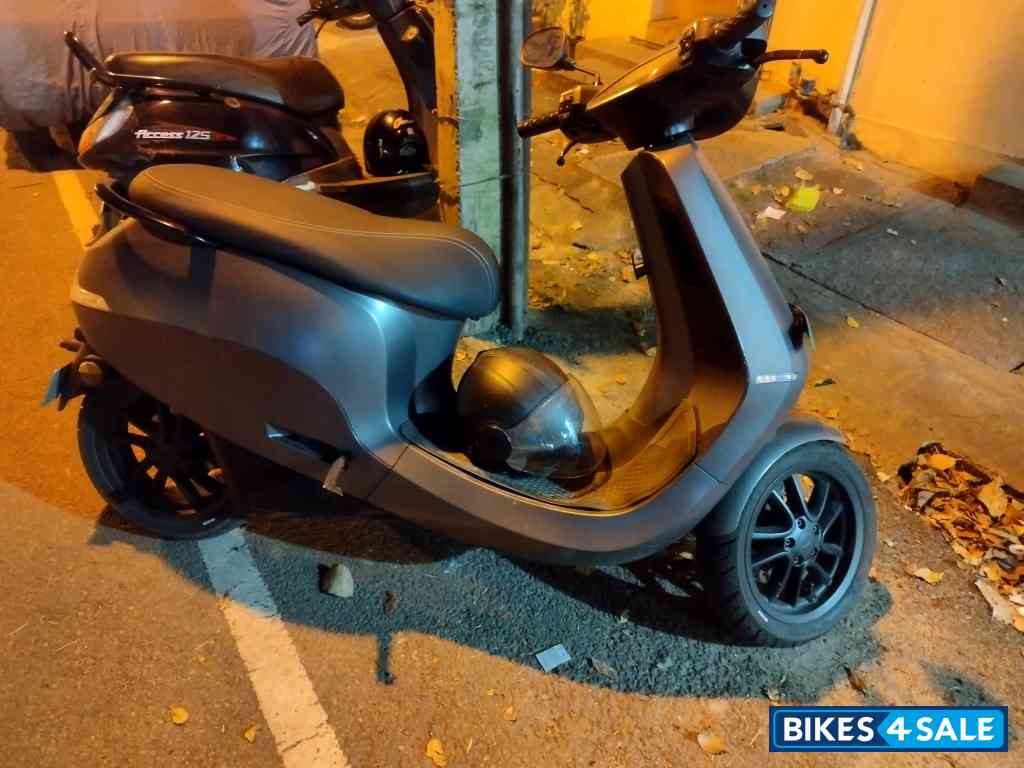 Matt Grey Ola S1 Pro