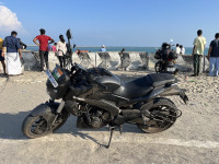 Black Bajaj Dominar 400