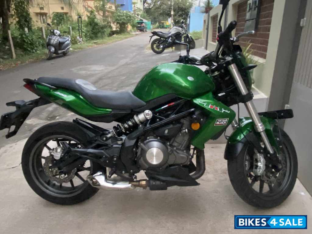Benelli Green Benelli TNT 300