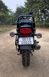 Bajaj Avenger Street 220